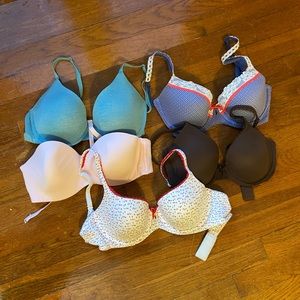 Victoria’s Secret 32D Bra Bundle